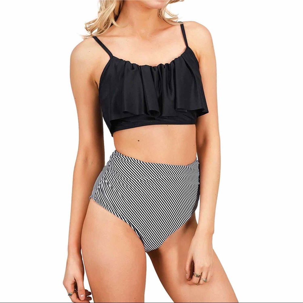 CUPSHE Falbala Design Bikini Set